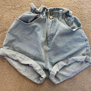 90s Style Light Denim HIgh-Waisted Shorts